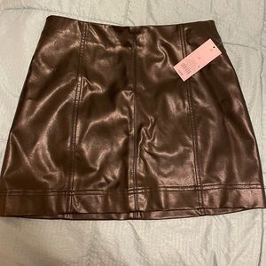 Wild Fable faux leather skirt 8 NWT